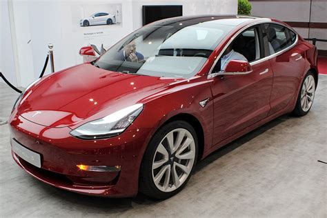 Tesla Model 3 – Wikipedia