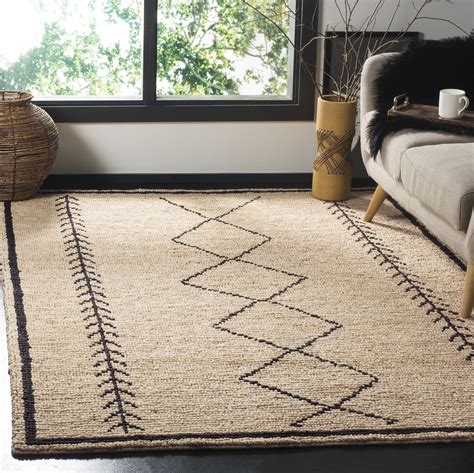 SAFAVIEH Bohemian Delice Southwestern Jute Area Rug, Ivory/Black, 5' x 8' - Walmart.com