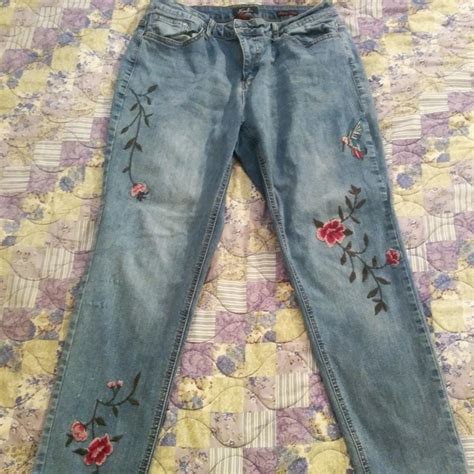 American Vintage Women's Jeans | Depop