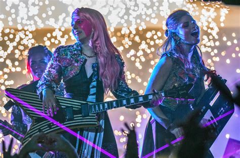 First look: 'Jem and the Holograms' film trailer released | CTV News