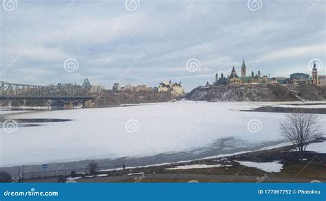 Ottawa Parliament in Winter Stock Photo - Image of heritage, government ...