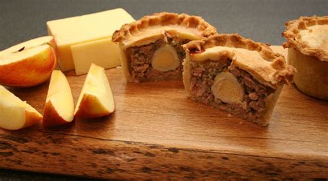 pork pies with quail eggs | Pork pie recipe, Mini pork pie recipe, Best pork recipe