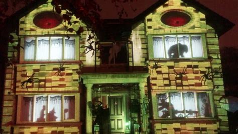 halloween projection mapping 2019 - YouTube