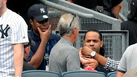 Young girl injured by foul ball at Yankee Stadium - TSN.ca