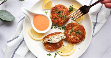 Crab Cakes with Remoulade and Lemon (25 Minutes) Recipe