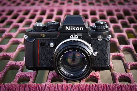 Classic Camera Review: Nikon F3 - The Noisy Shutter