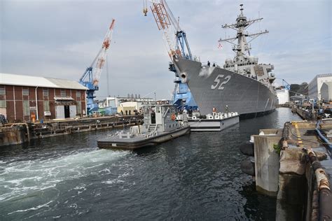 DVIDS - Images - USS Barry (DDG 52) undocks at Yokosuka [Image 1 of 3]