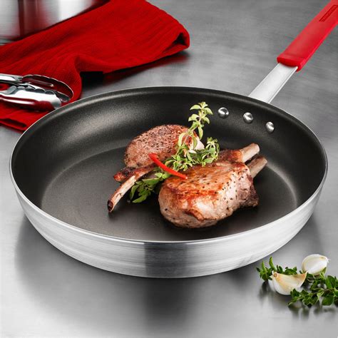 Non-Stick Fry Pan 14-Inch Commercial Skillet Frying Pans Stainless ...