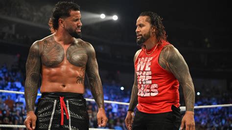 Jey Uso Walks Out On Jimmy Uso, Doesn't Declare Loyalty To The Bloodline On SmackDown