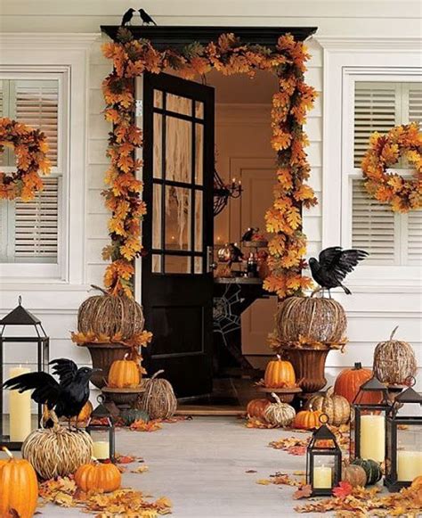 Fall door | Fall decorations porch, Fall halloween decor, Fall halloween