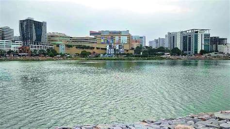 Plan an Excursion to Hyderabad and Visit Famous Lakes-Easemytrip