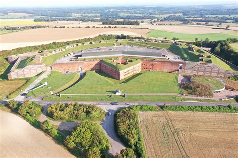 Galleries and indoor café to reopen at Fort Nelson - Hampshires Top Attractions