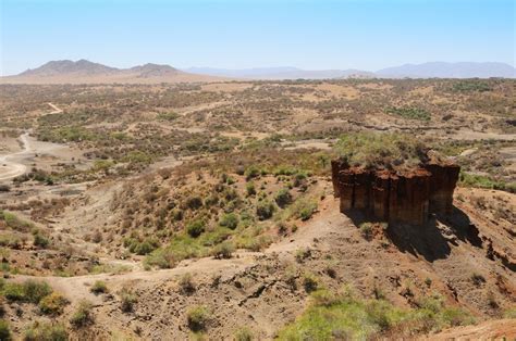 A Guide to Tanzania's Olduvai Gorge and Shifting Sands