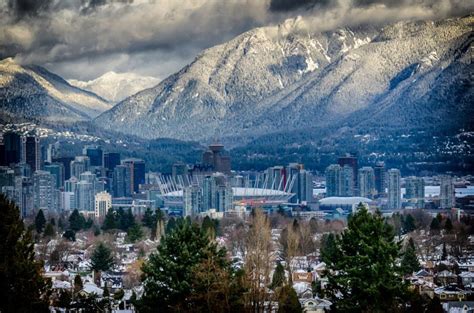 beautiful-view-of-grouse-mountain,-vancouver | Vancouver photos ...