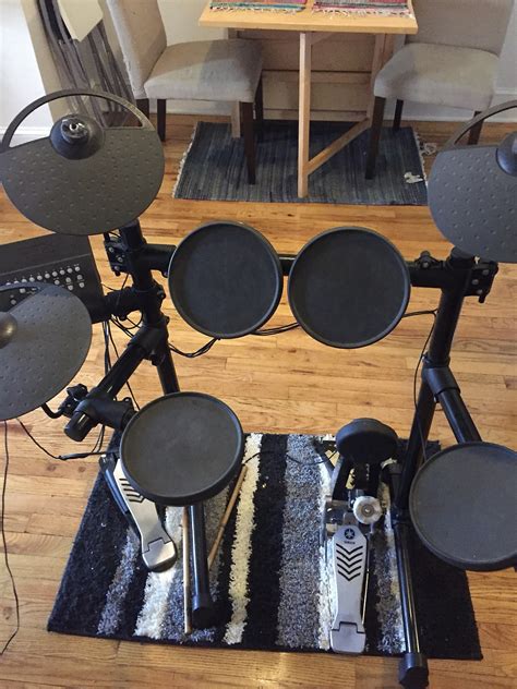 Yamaha DTX402K Electronic Drum Kit Review: Sounds Like The Real Thing