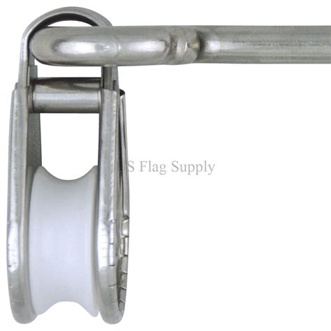 Deluxe Pulley and Eyebolt Assembly