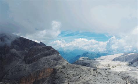 Rosetta mountain in Italy [OC][4096x2504] : r/EarthPorn