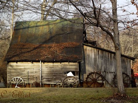 Cumberland City Tennessee | Country roads, Old barns, Cumberland