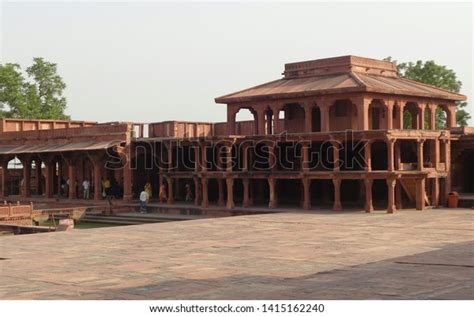 16 Palace Inside Pic Images, Stock Photos & Vectors | Shutterstock