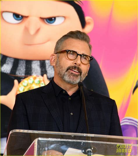 Steve Carell Signs 'Rise of Gru' Minions Names For Hand & Footprint ...