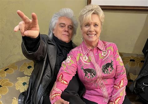 Connie Smith And Marty Stuart's 17-Year Age Gap Couldn't Diminish Their ...