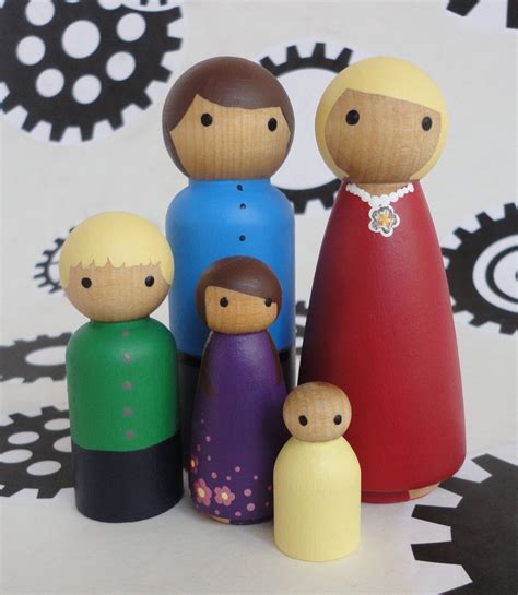 Wood doll house family - set of 5 - custom families available | Jouet ...