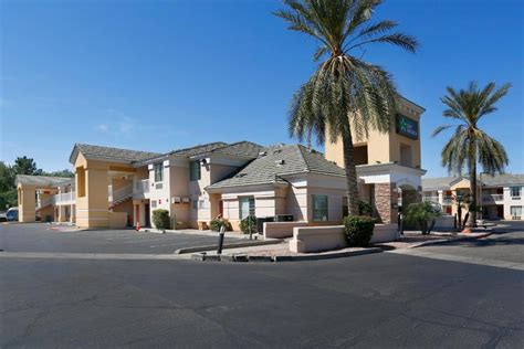 Pet Friendly Hotels in Phoenix, AZ | Dog Friendly Hotels Phoenix