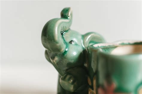 Tiny Vintage Elephant Planter – foxandpennydesign.com