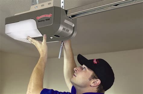 How To Program An Overhead Garage Door Opener | Storables