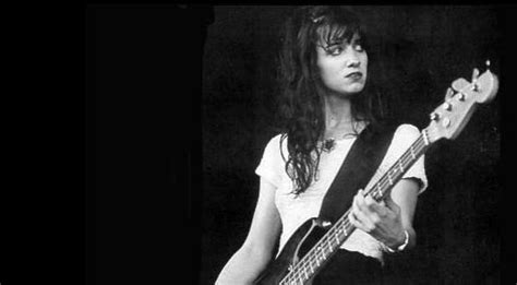 Kristen Pfaff- The beautiful bassist of Hole & Janitor Joe. | Bassist ...