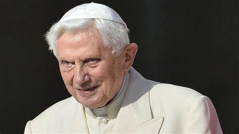 Pope Emeritus Benedict XVI is "absolutely lucid and vigilant", says the Vatican Press Office ...