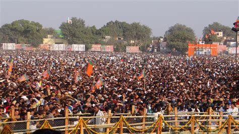 Competitive Times - Massive crowd during Modi rally in Agra