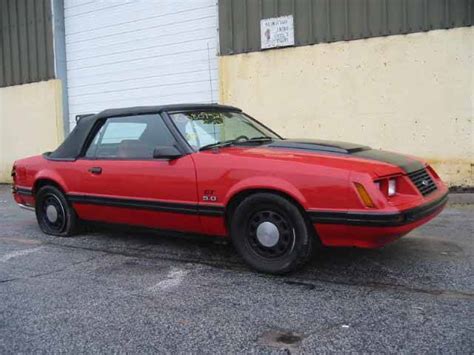 84-86 Ford Mustang Convertible 5 manual - red