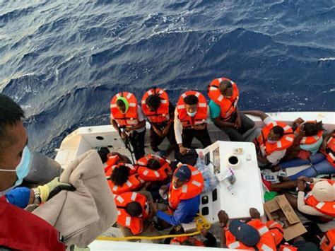 24 People on Distressed Boat Rescued by Carnival Cruise Ship