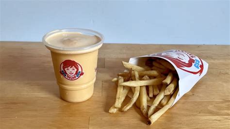 Wendy's Pumpkin Spice Frosty Review: It Tastes Like A Candle Smells