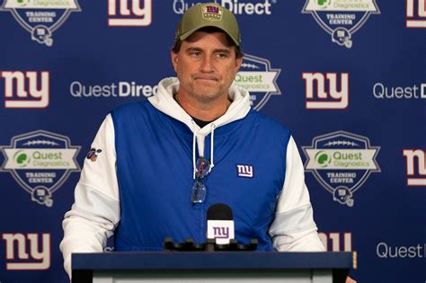 Giants could keep offensive coordinator Mike Shula in odd scenario