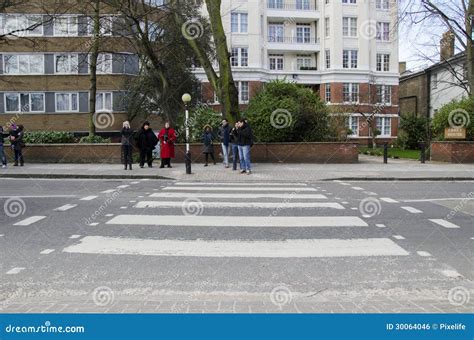 Abbey road zebra crossing editorial photo. Image of children - 30064046