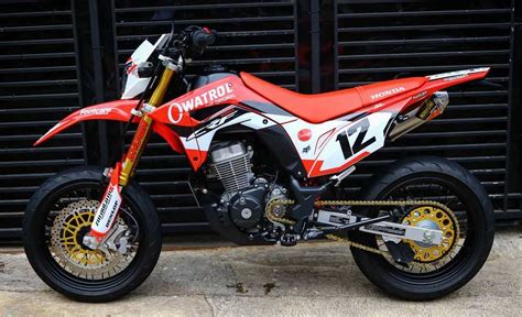 Kumpulan Foto Honda Crf 150 Versi SuperMoto Keren - Nusantara