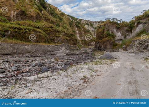 Lahar Mudflow Remnants at Pinatubo Volcano, Philippin Stock Image - Image of mount, view: 213928977