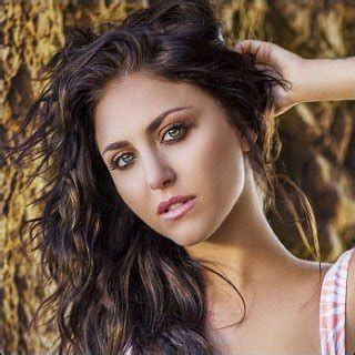 Cassie Scerbo Latest News, Bio, Profile, Album, Movie and Photo.