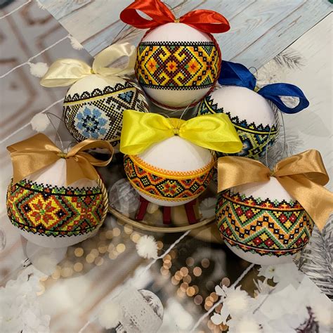 Ukrainian Christmas Ornaments Set of 6 Baubles Christmas - Etsy