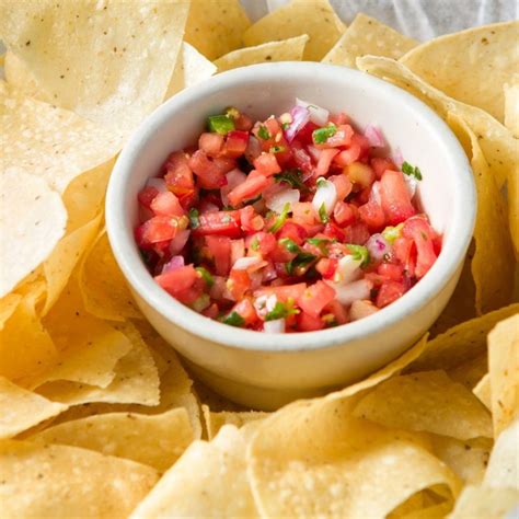 Chips and Salsa - Easy Vegan Meal Plan