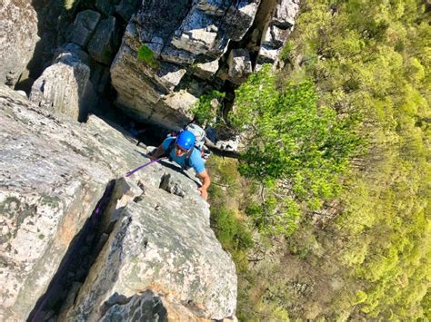 Climbing at Seneca Rocks: A Prime Multi-Pitch Spot on the East Coast