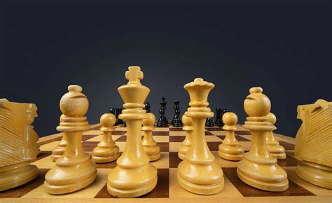 How to win in atomic chess: a strategy that will guarantee your success!