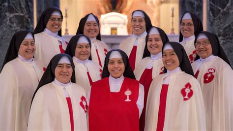 Formation - Perpetual Adoration Sisters of the Blessed Sacrament