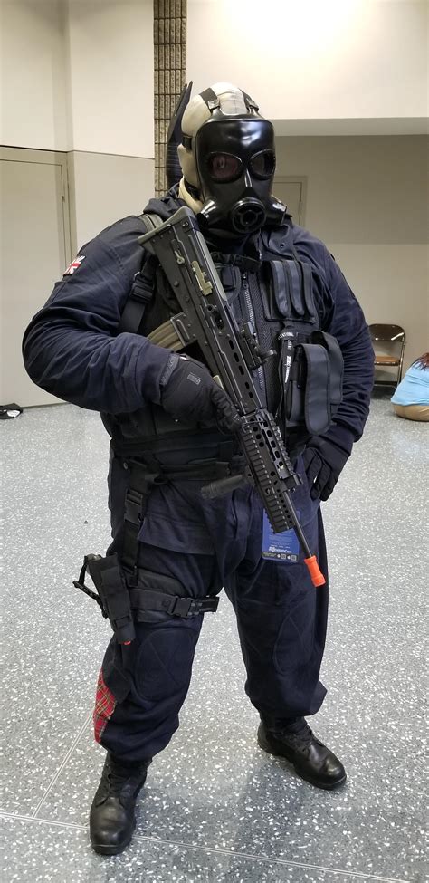 My Sledge cosplay from Momocon : r/Rainbow6