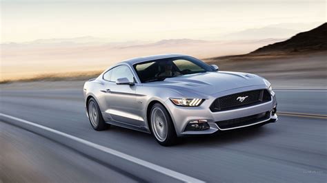 2015 Ford Mustang GT HD Wallpaper: Power Meets Style