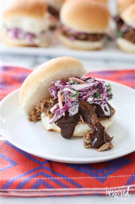 Pulled Pork Sliders - flavorful recipe and beautiful presentation