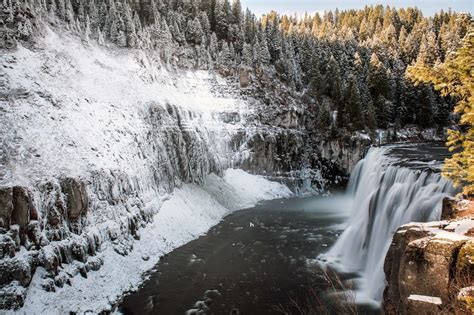 3 Winter Activities in the Eastern Idaho Yellowstone Teton Territory ...