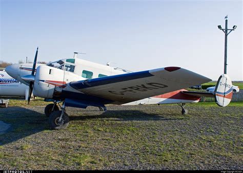 C-FBKD | Beechcraft E18S | Parachutisme Nouvel Air | Dutch | JetPhotos